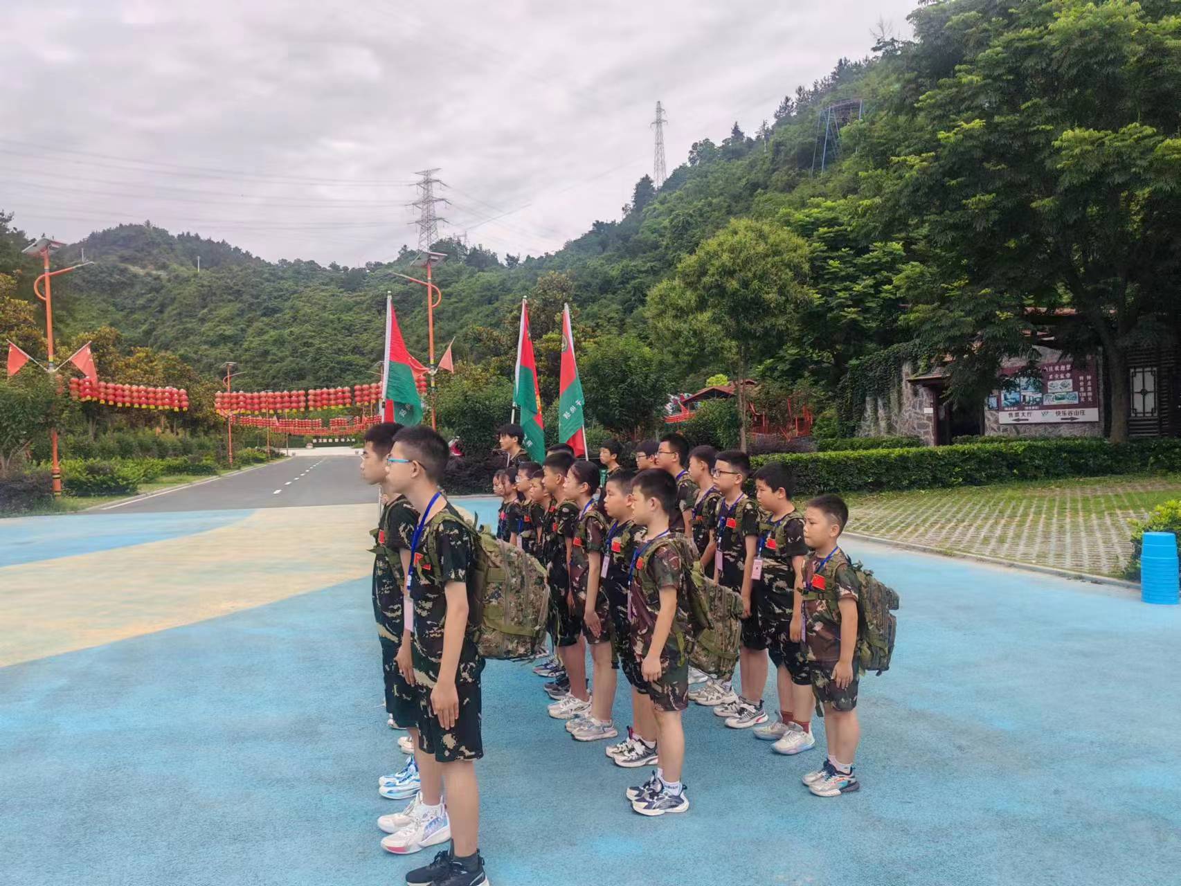 2023年睿智卓越少年军事夏令营